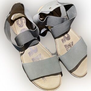 SOREL greenish/grey Sandals for Women; size 11; like new!